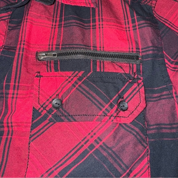 Surplus Men’s Long Sleeve Collared Shirt XL Red & Black Plaid 60% cotton - Picture 3 of 8